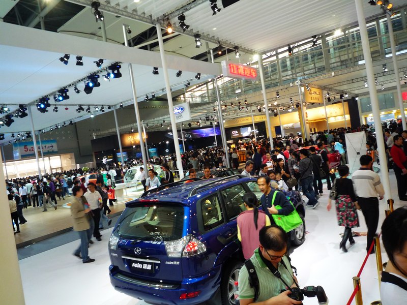 ���˰�����������Ů����