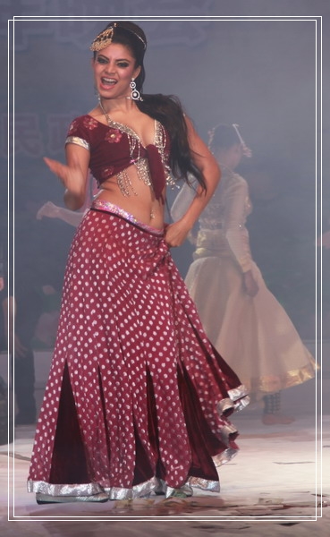 2010��������-ӡ���赸 247_��С��С.jpg