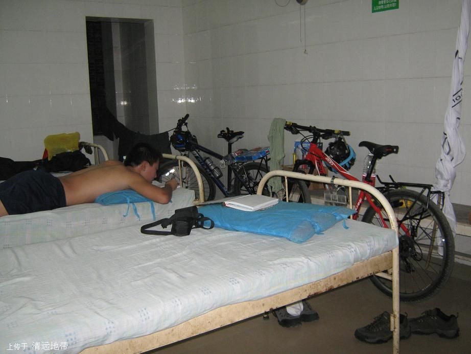 ��ס����