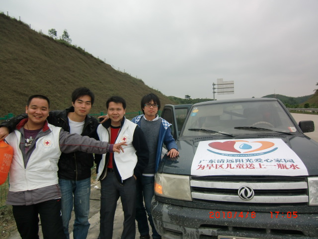 ����-���� �����װ��Ĵ��ж���һ��