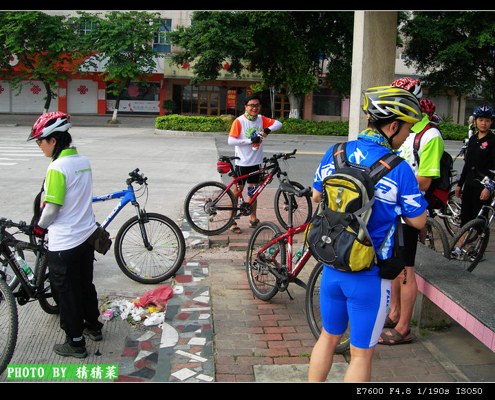 С����ͷ����