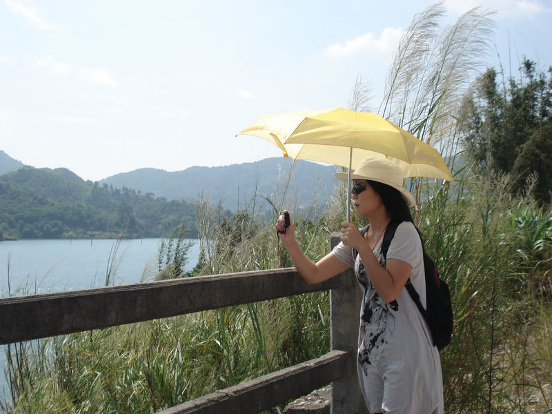 �ɷ���Ů  ��