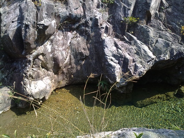 ��Ӵ�ʯ����Ϫ ʯͷ.jpg