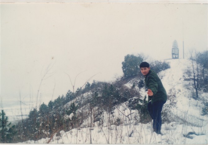 ��������������