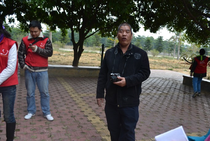 �ǳ��а��ĵ�ţ��