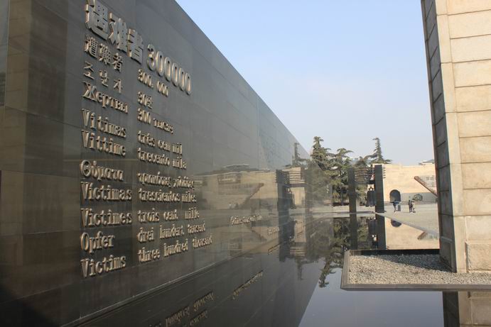 �Ͼ�����ɱ�����